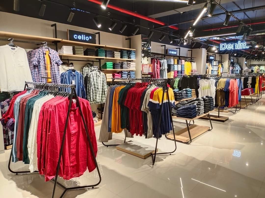 Fashion Retailers Revenue Growth To Ease On Lower Demand Report 